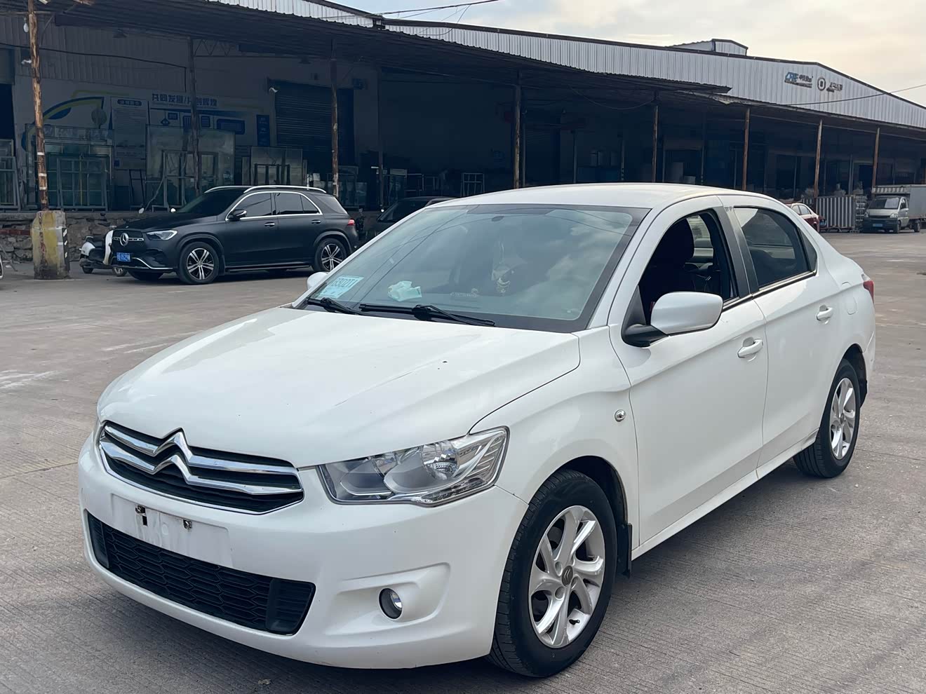 Citroen C-Elysée 2015 Citroen C-Elysée 2015 car image