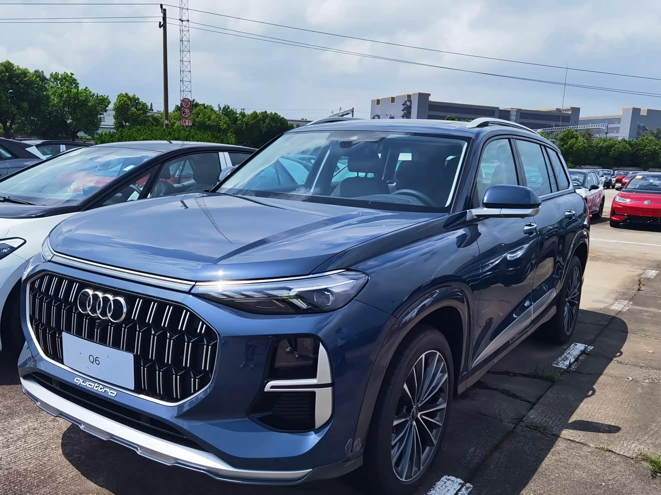 Audi Q6 imagem de carro 