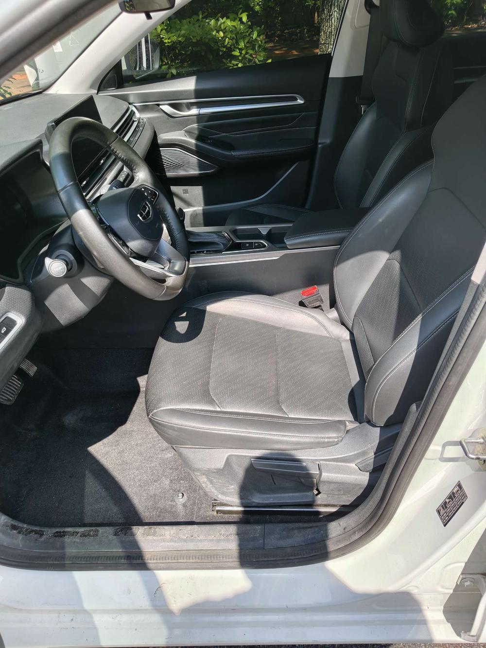 GEELY Emgrand 2021 car image #9