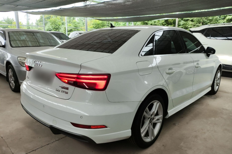 Audi A3 2020 immagine di auto #5