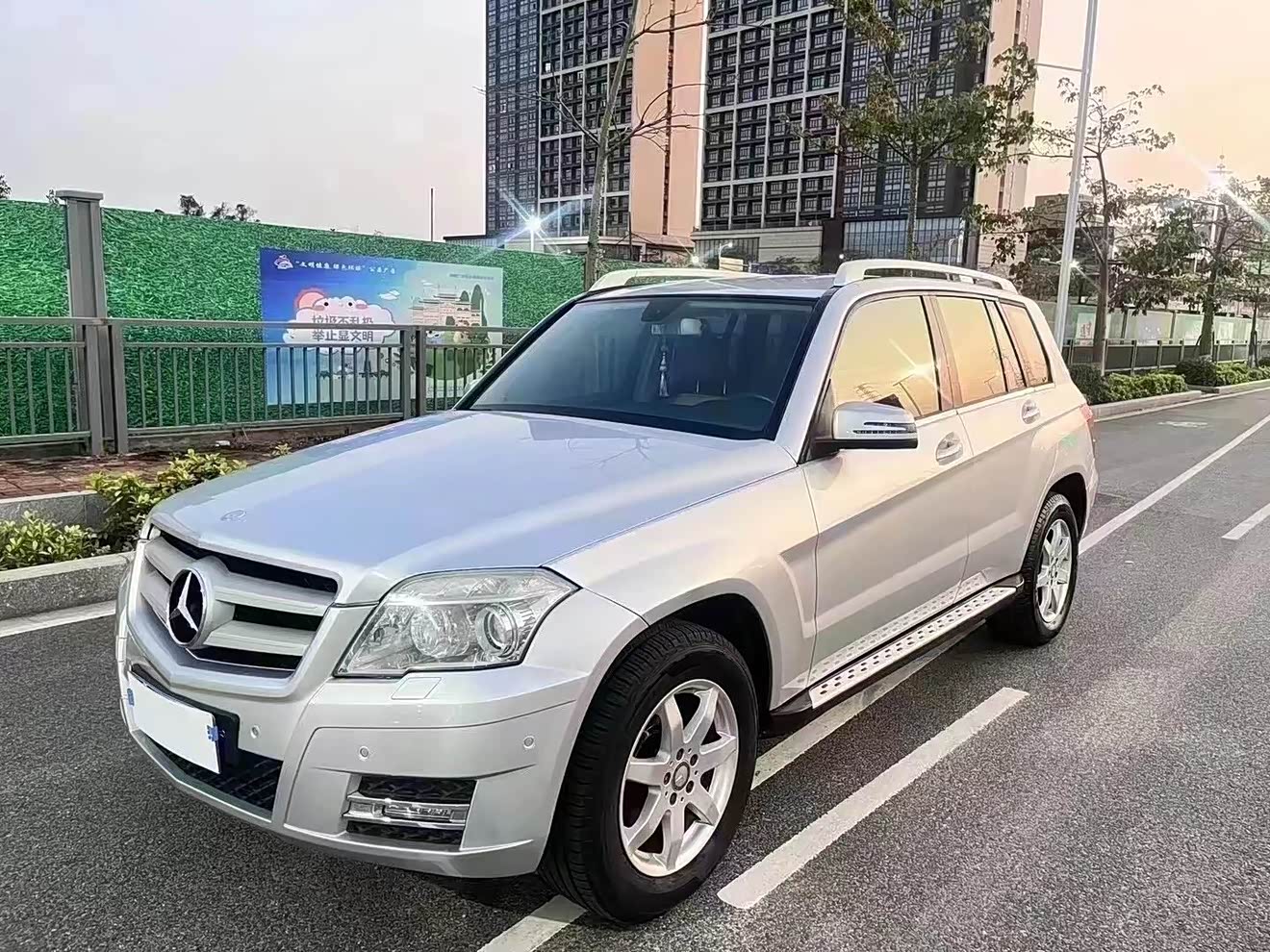 Mercedes-Benz GLK Class (Imported) 2010 Mercedes-Benz GLK Class (Imported) 2010 car image