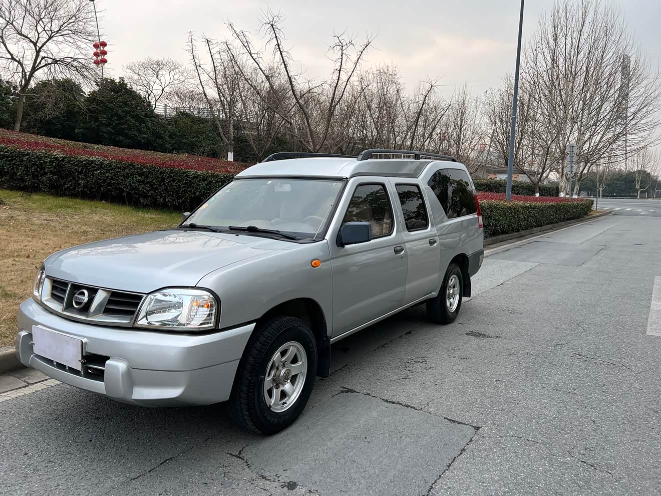 Nissan ZN Van 2014 汽车图片 