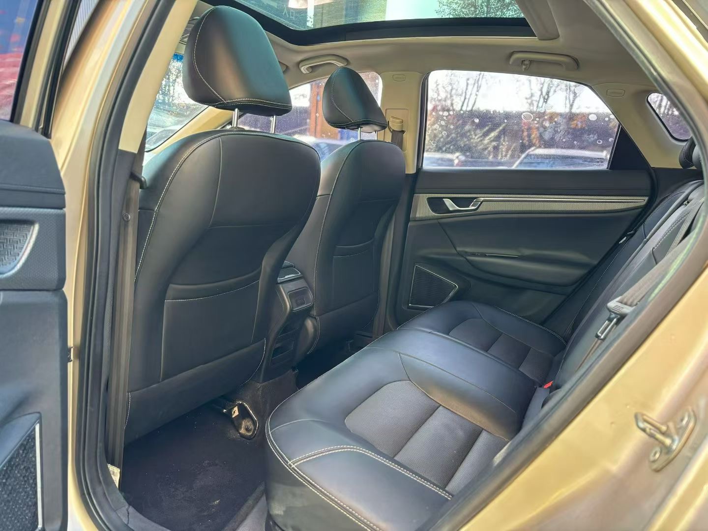 GEELY Emgrand GS 2017 car image #6