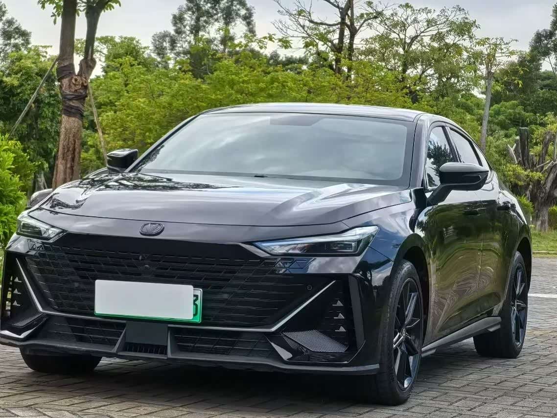 Changan UNI-V iDD 2023 car image 