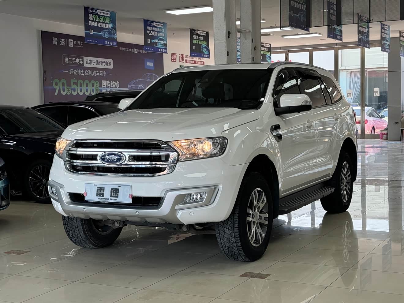 Ford Everest 2017 car image 