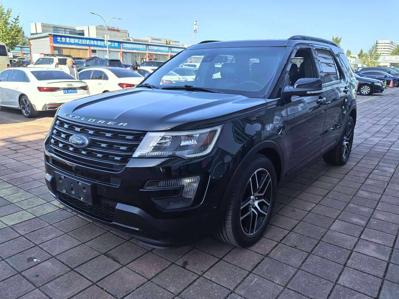 Ford Explorer (Imported) 2015 car image 