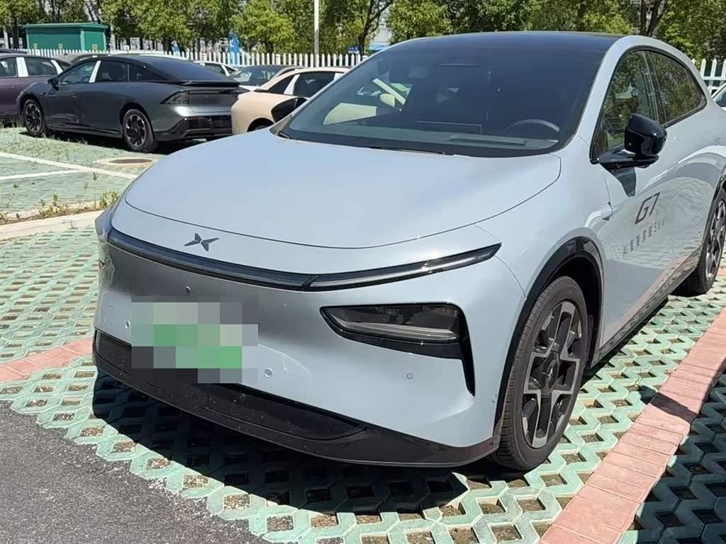 Xpeng G7 2025 immagine di auto 