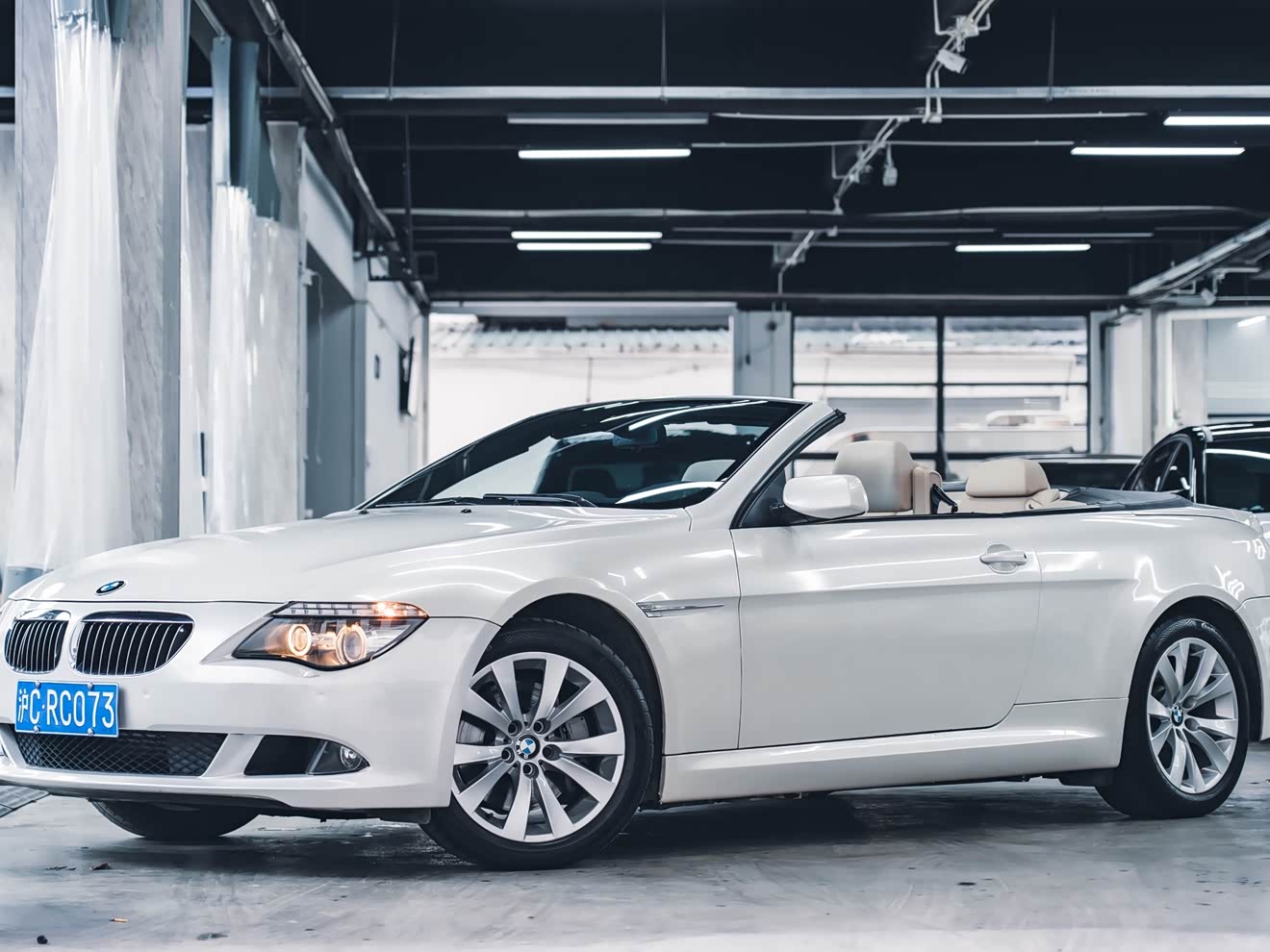 BMW 6 Series 2010 car image 