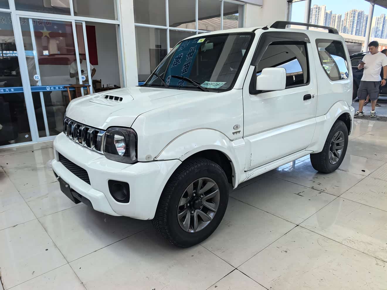 Suzuki Jimny (Imported) 2017 image de voiture 