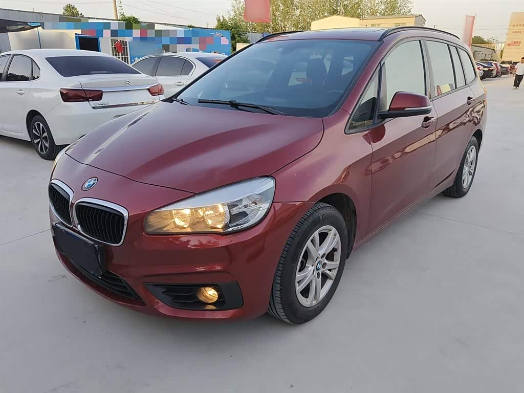 BMW 2 Series Gran Tourer 2017 BMW 2 Series Gran Tourer 2017 car image