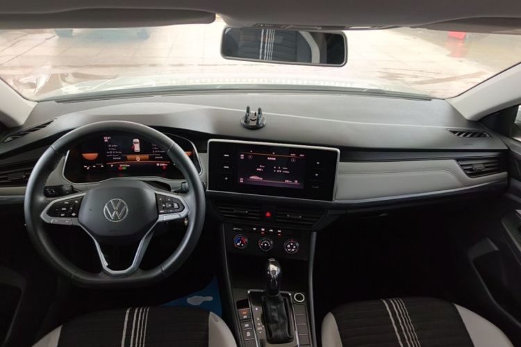Volkswagen Bora 2024 #10 Volkswagen Bora 2024 immagine di auto #10