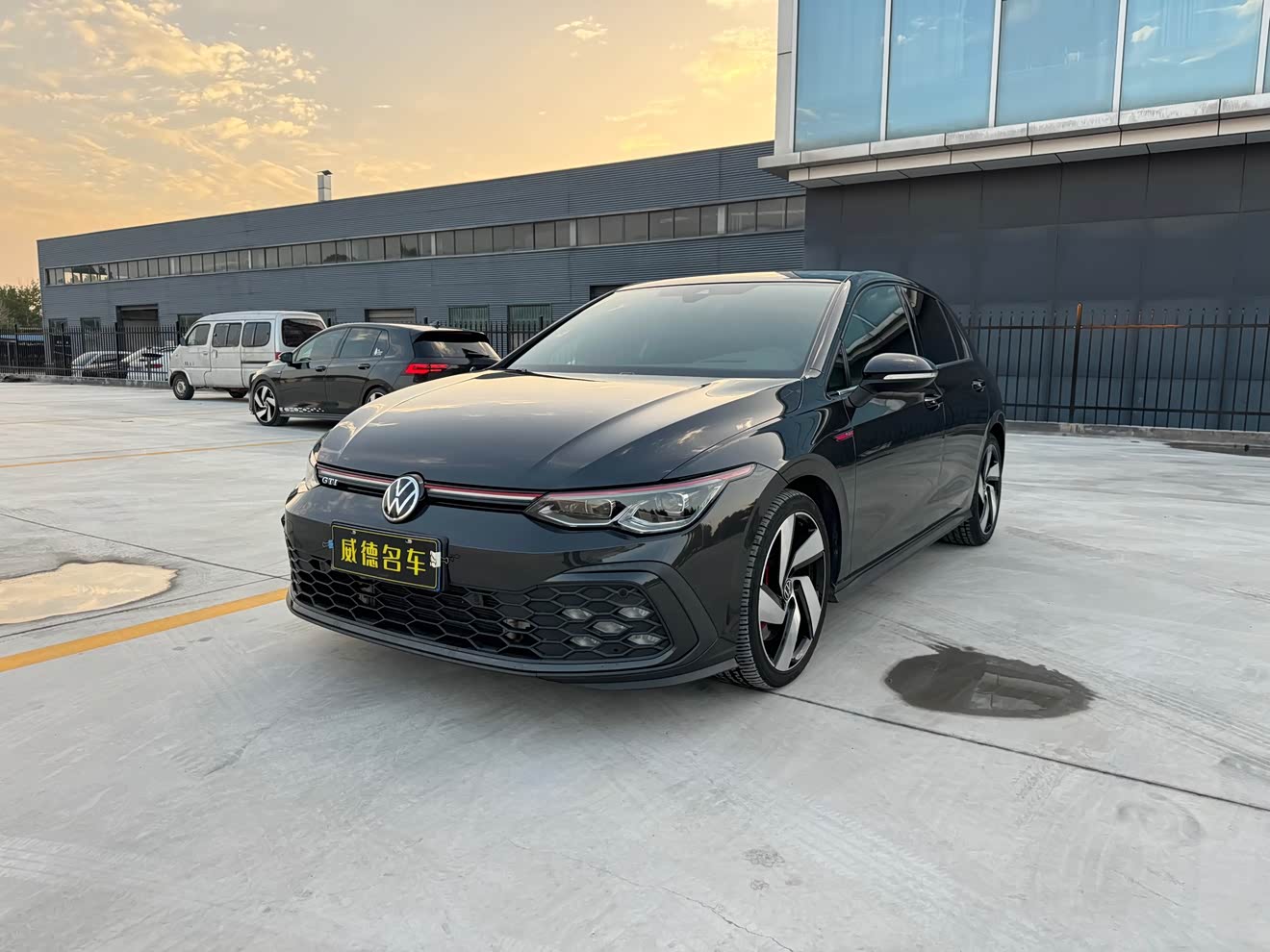 Volkswagen GolfGTI 2021 car image 