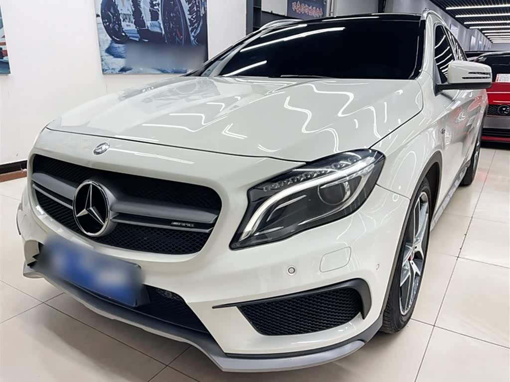 Mercedes-Benz GLA AMG 2015 Mercedes-Benz GLA AMG 2015 car image