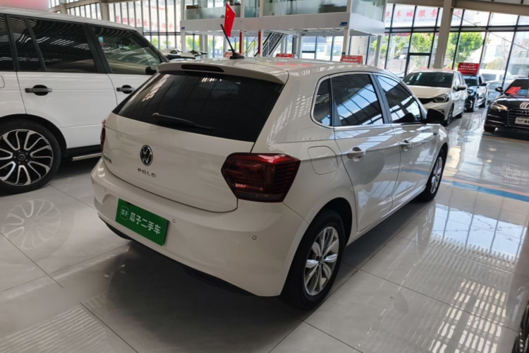 Volkswagen Polo 2021 car image #5