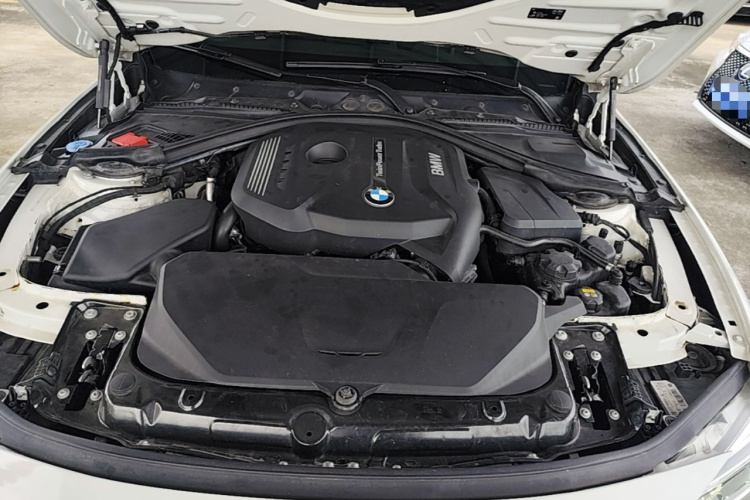 BMW 3 Series 2018 #20 BMW 3 Series 2018 car image #20