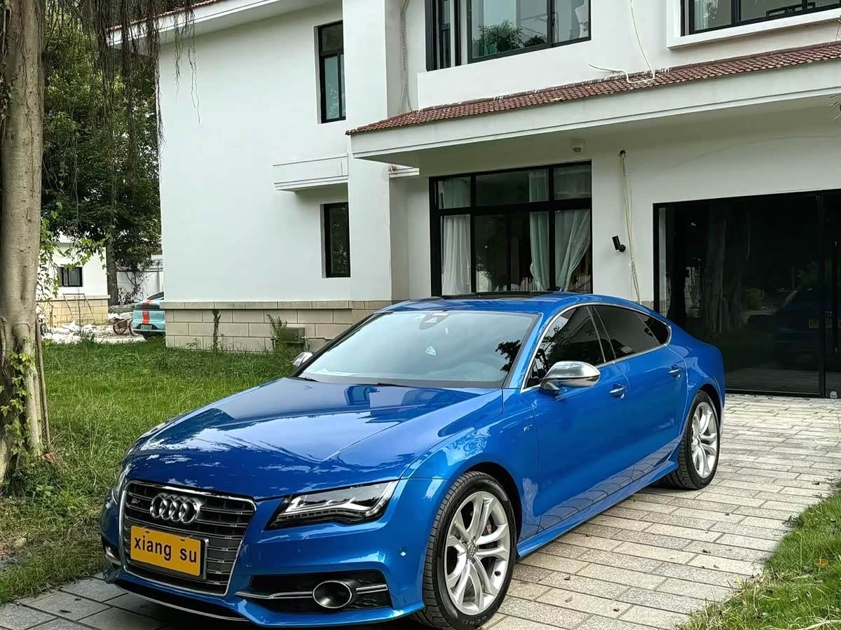 Audi S7 2015 car image 