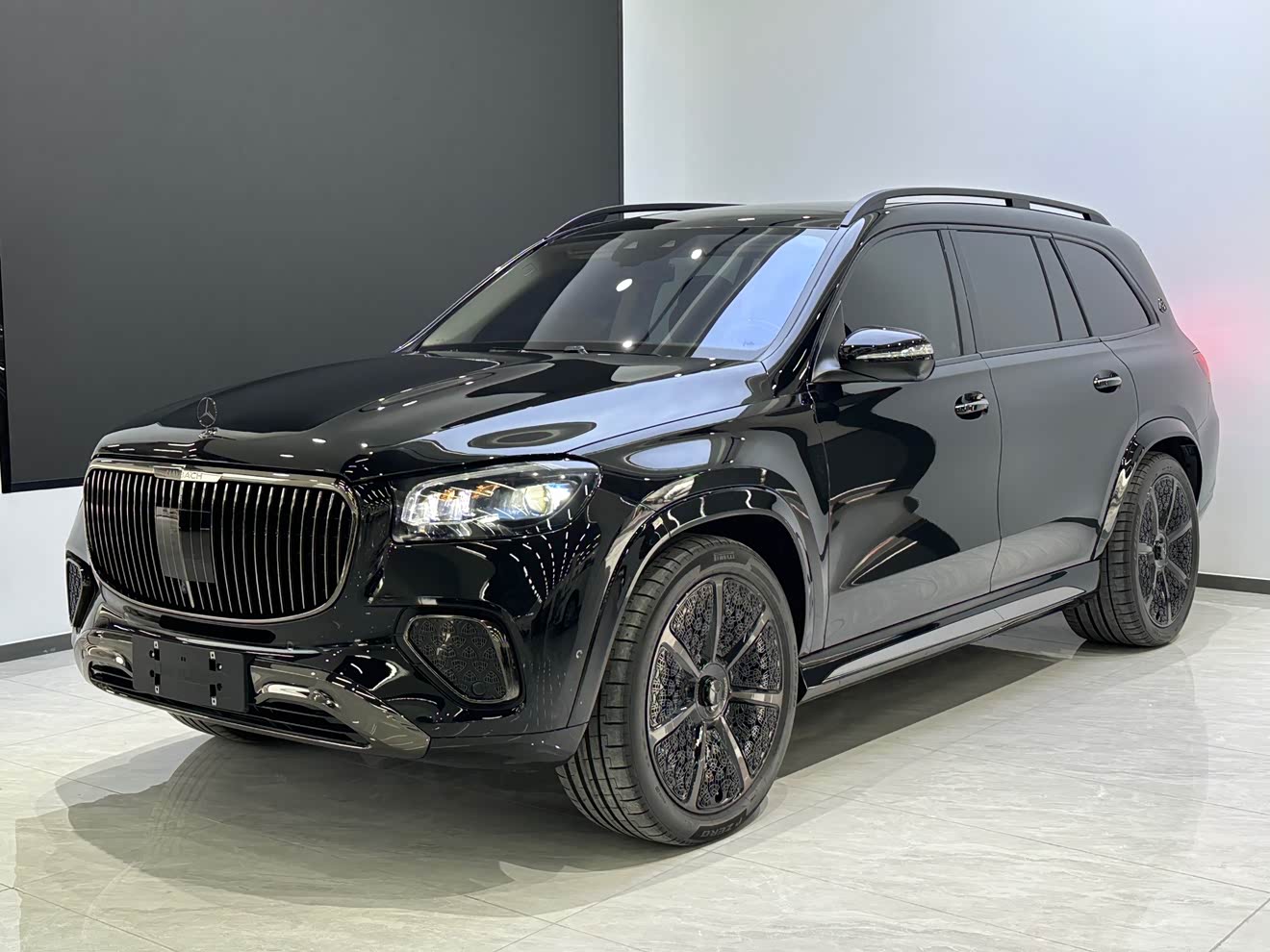 Mercedes-Benz Maybach GLS 2025 car image 
