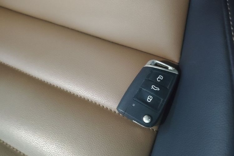 Volkswagen Tharu 2018 immagine di auto #9