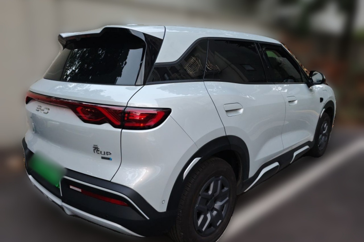 BYD YuanUP 2025 car image #5