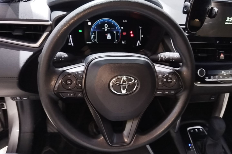 Toyota Corolla Cross 2024 car image #11