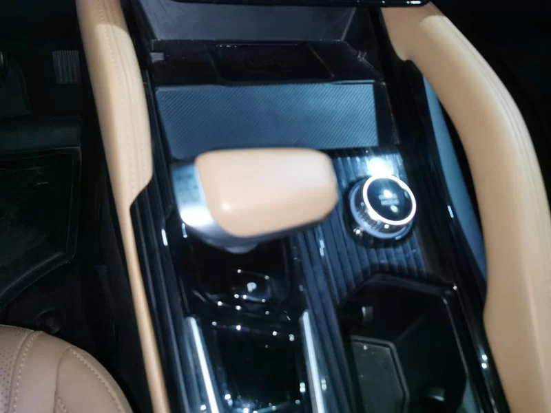 GEELY Monjaro 2025 car image #25