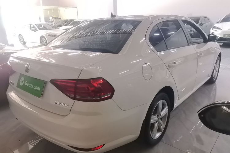 Volkswagen Lavida 2019 car image #7