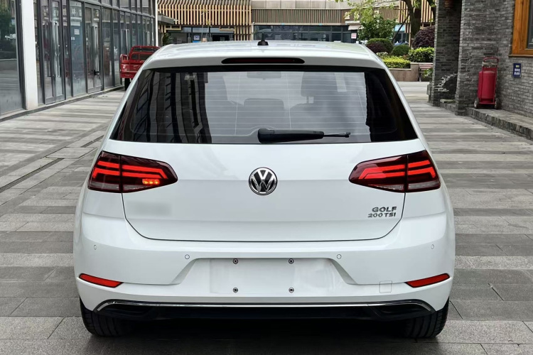 Volkswagen Golf 2020 #6 Volkswagen Golf 2020 car image #6