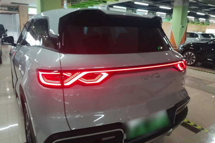 BYD YuanUP 2026 car image #5