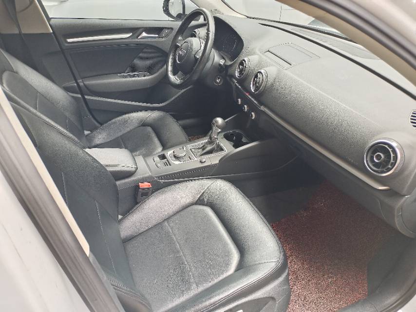 2016 imagem de carro #5