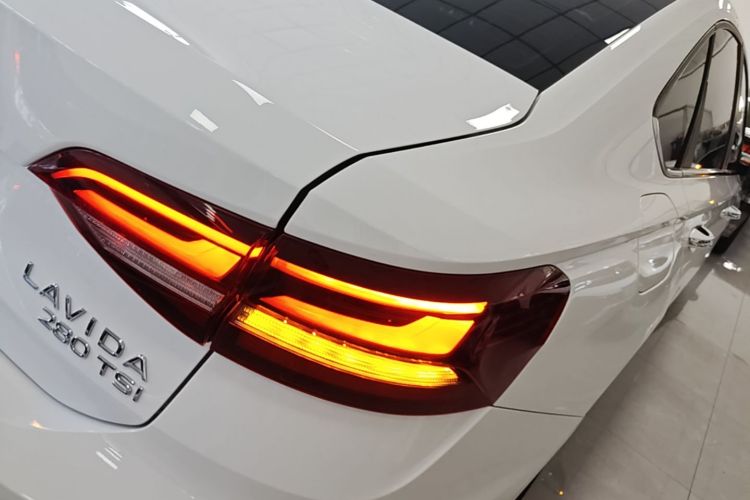 Volkswagen Lavida 2022 car image #8