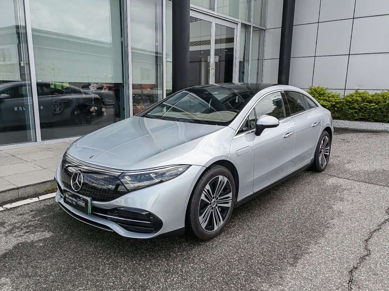 Mercedes-Benz EQS Class 2025 car image 