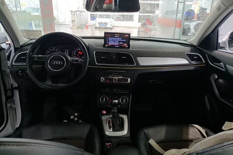 Audi Q3 2017 #10 Audi Q3 2017 car image #10