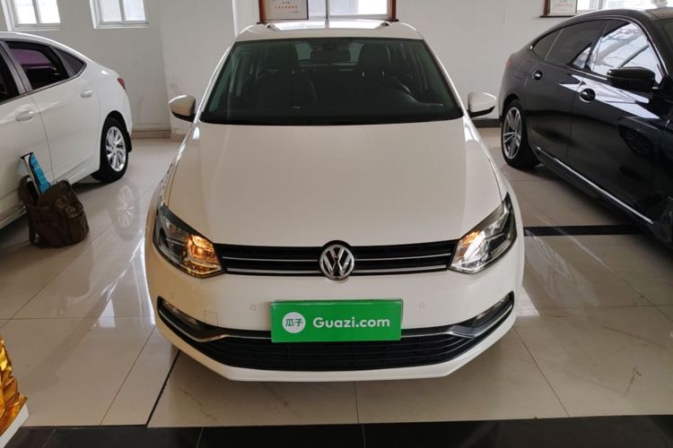 Volkswagen Polo 2017 car image #3