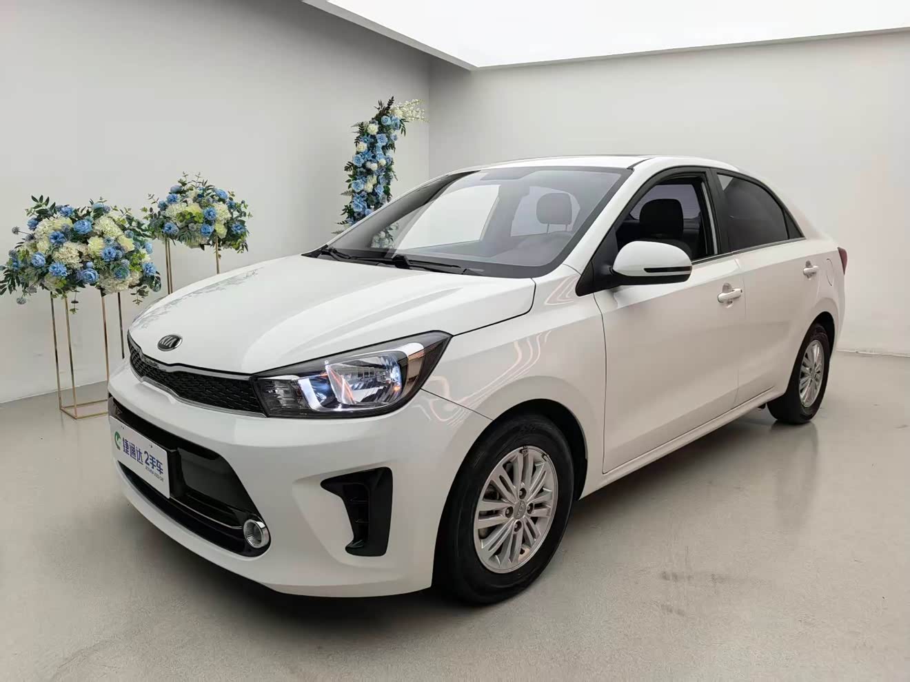 Kia Pegas 2020 汽车图片 