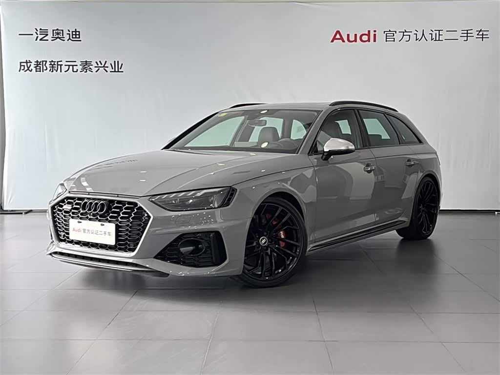 Audi RS 4 2023 car image 