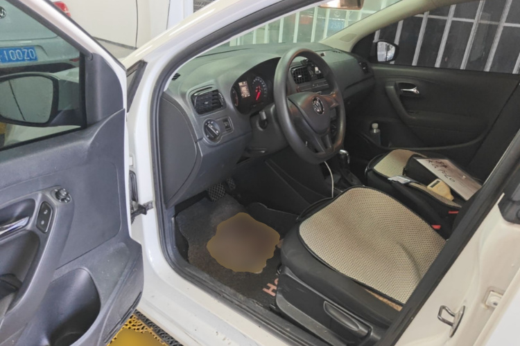 Volkswagen Polo 2018 #16 Volkswagen Polo 2018 car image #16