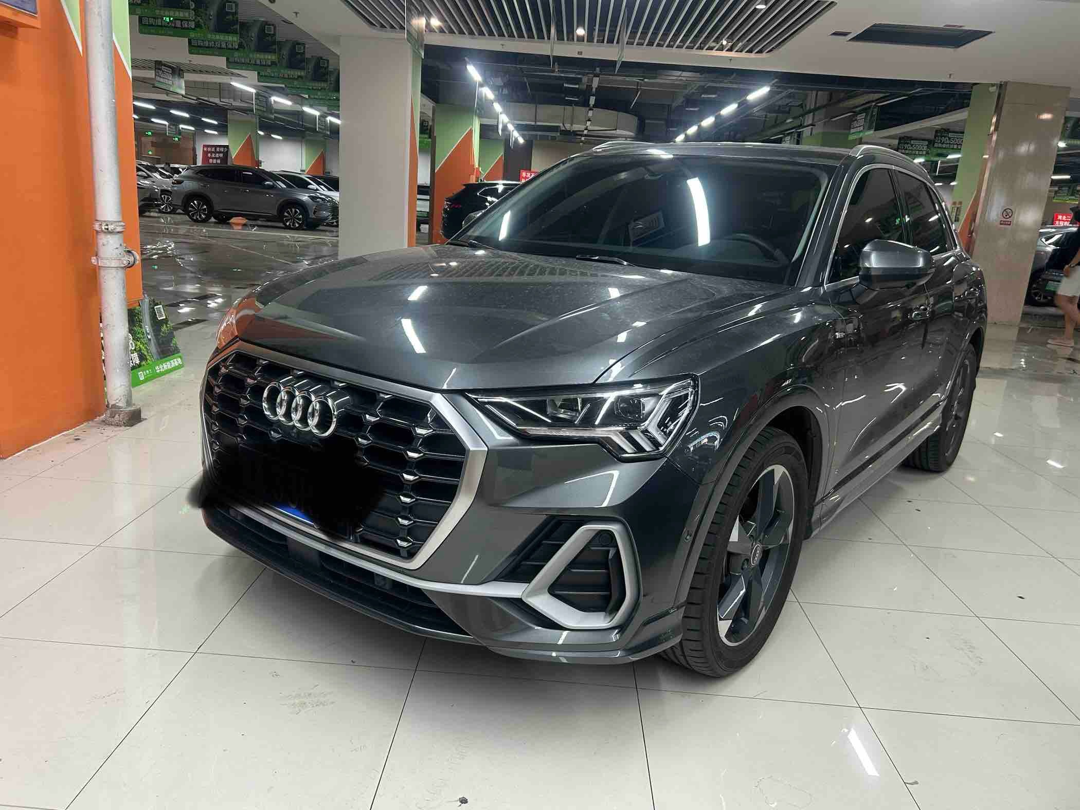 Audi Q3 2023 car image 