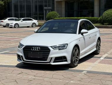 Audi A3 2019 car image 