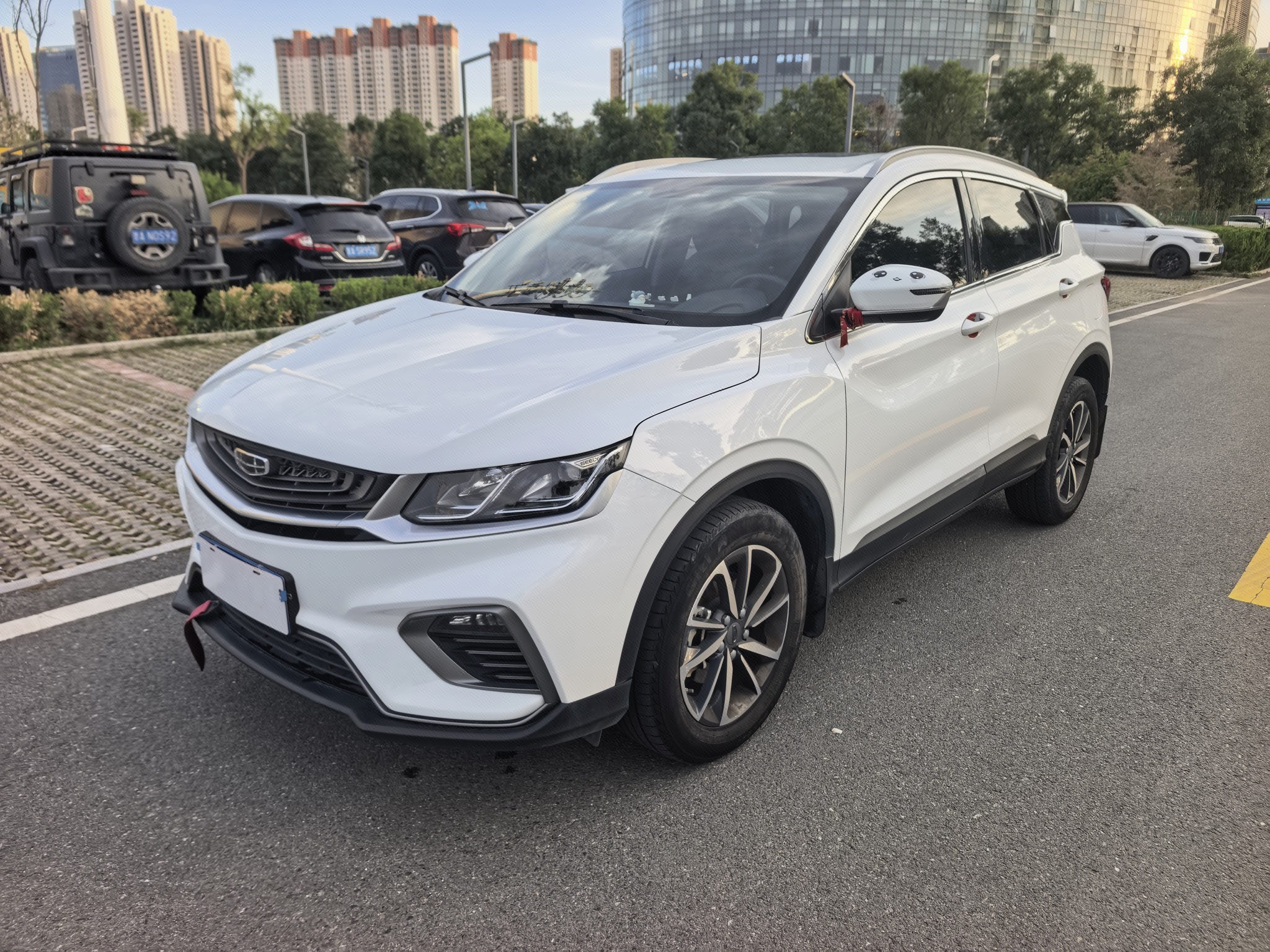 GEELY Coolray 2021 GEELY Coolray 2021 car image