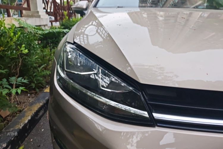 Volkswagen Golf 2018 car image #8