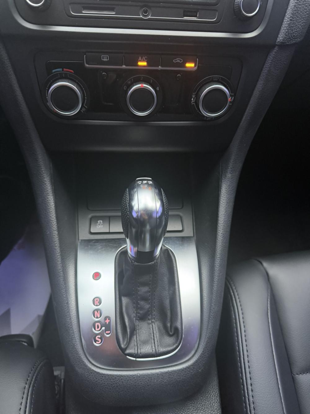Volkswagen Golf 2013 immagine di auto #15