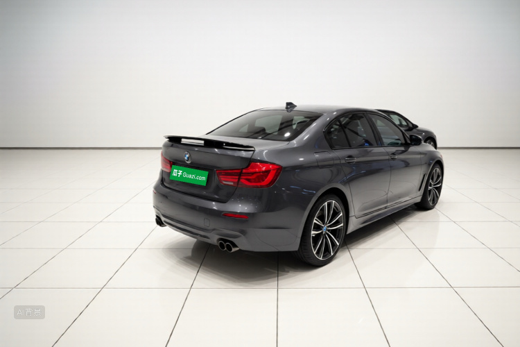 BMW 3 Series GT 2018 #6 BMW 3 Series GT 2018 car image #6