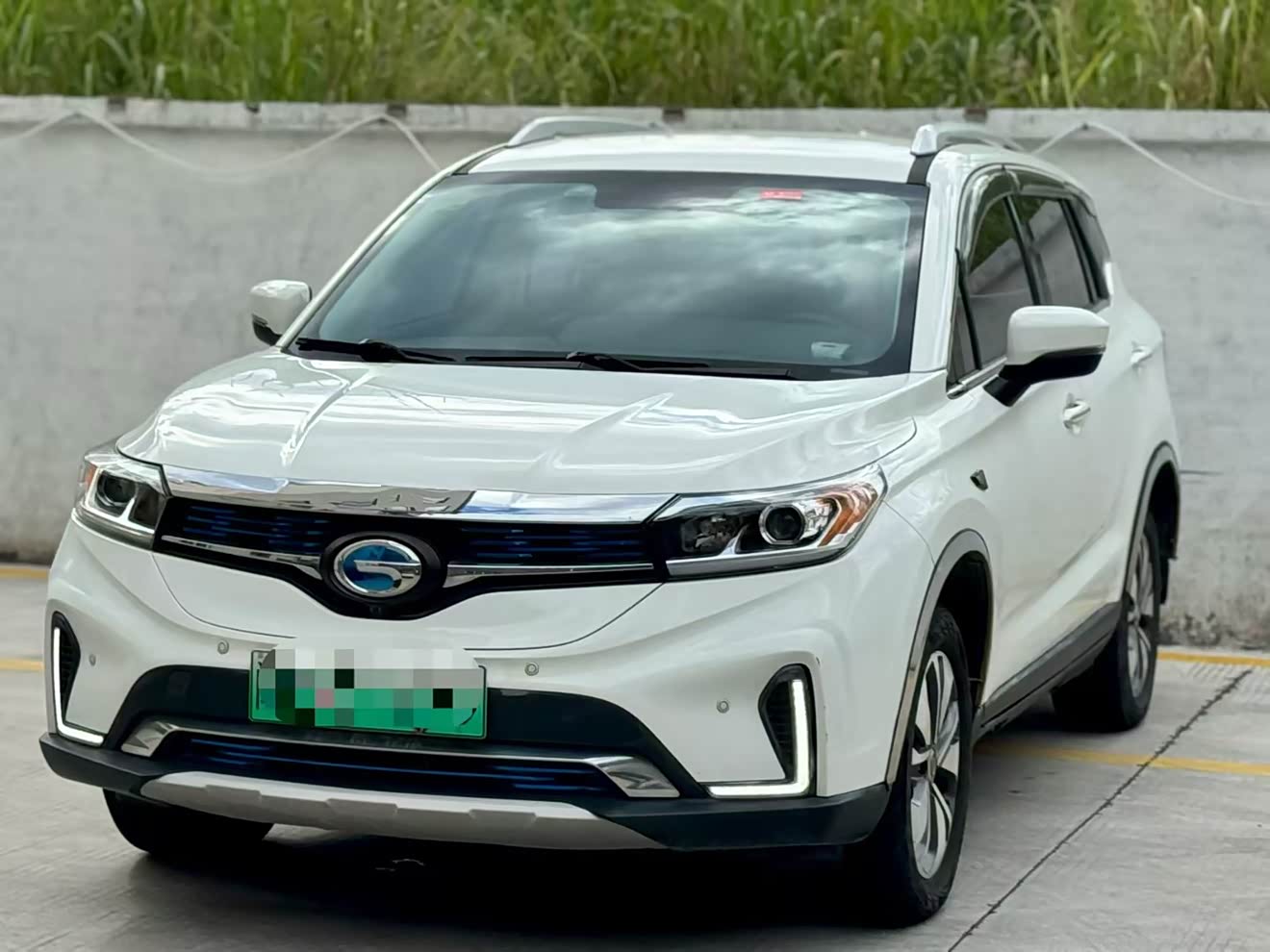 GAC ix4 2018 car image 