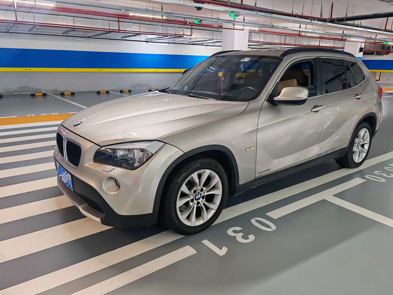 BMW X1 (Imported) 2010 car image 