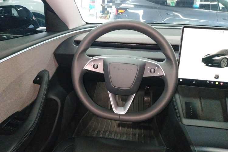 Tesla Model 3 2023 #11 Tesla Model 3 2023 car image #11