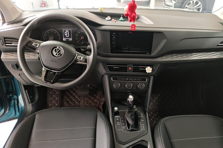 Volkswagen Tharu 2021 immagine di auto #10