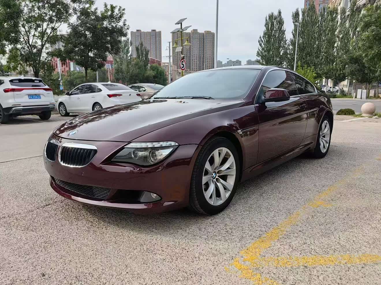 BMW 6 Series 2010 car image 