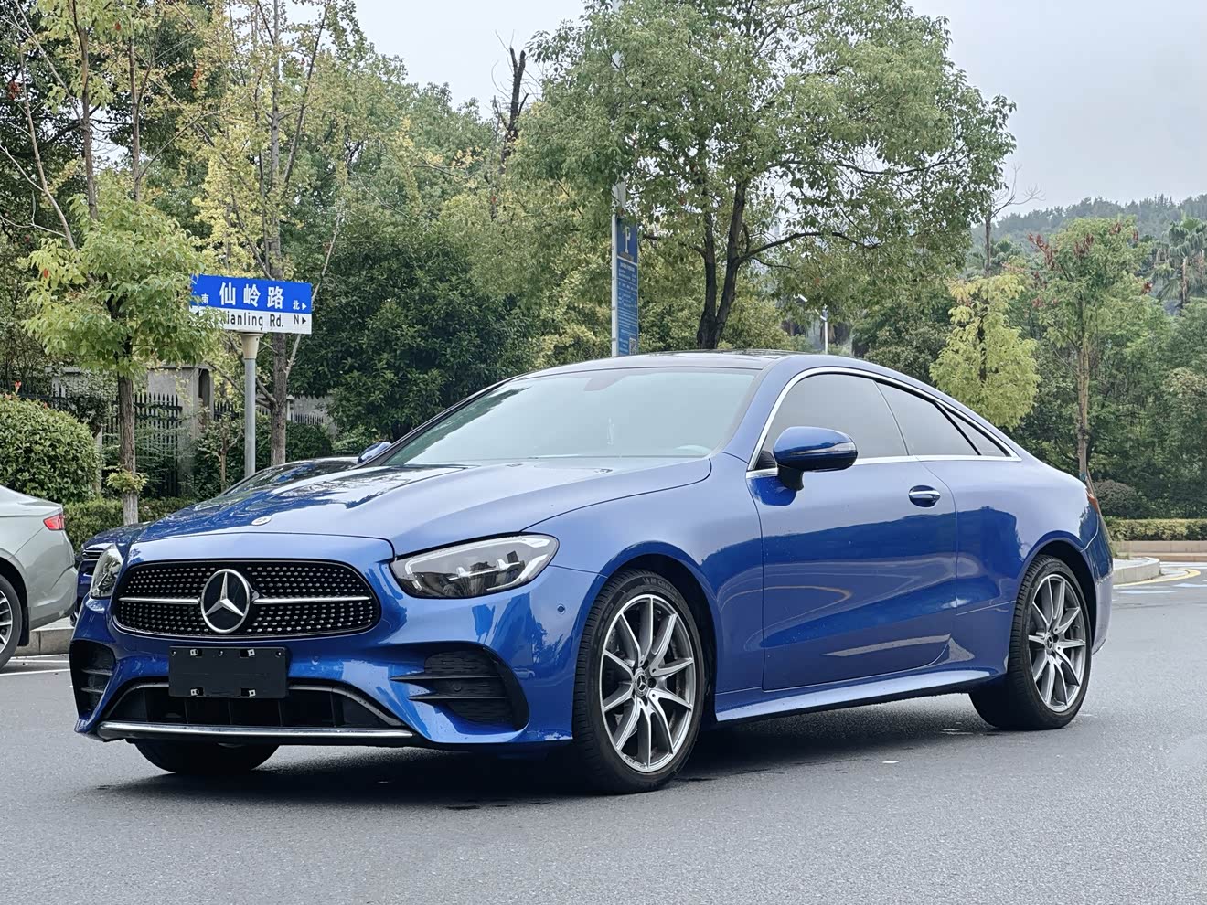 Mercedes-Benz E Class (Imported) 2023 car image 