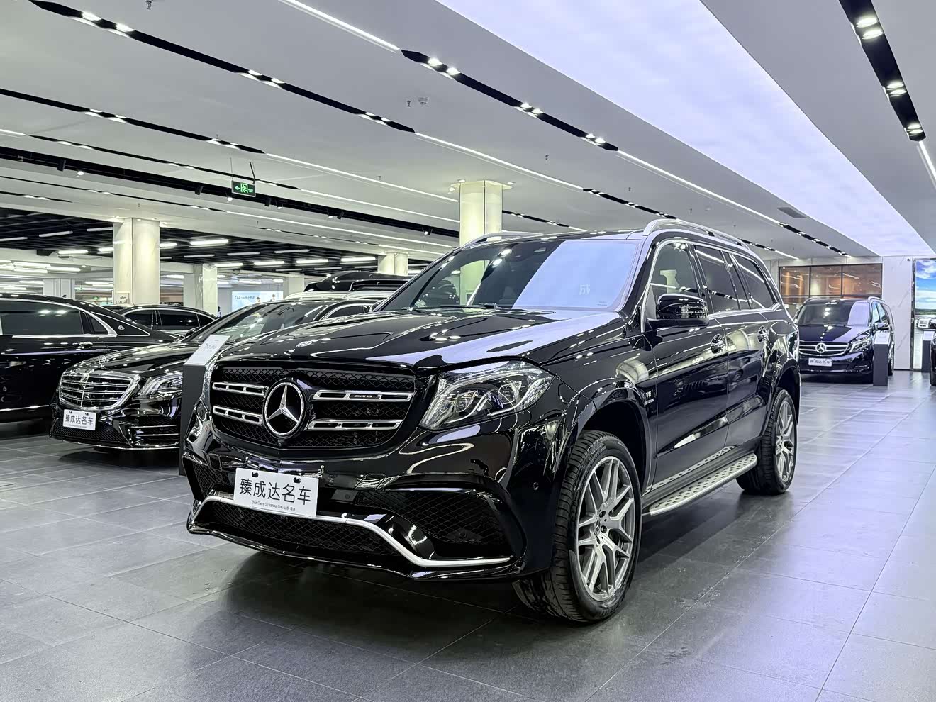 Mercedes-Benz GLS AMG 2017 car image 