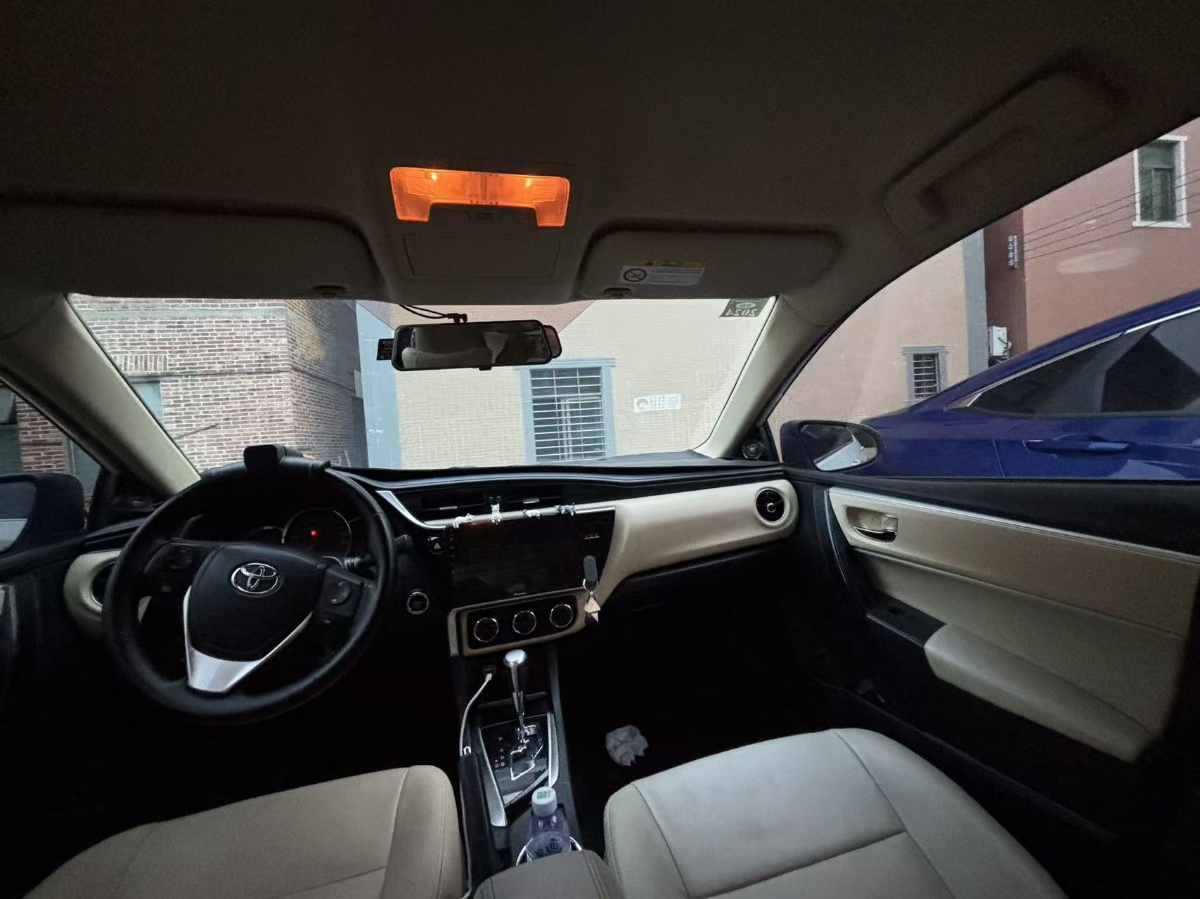 Toyota Corolla 2018 car image #6